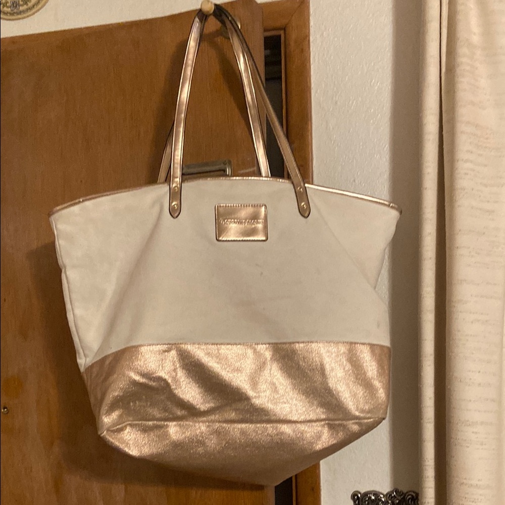 Victoria's Secret Pink and White Tote Bag with Elegant Design
